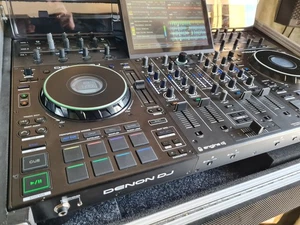 Denon DJ PRIME 4+ Standalone DJ Controller with Stem Separation on 4 + EXTRAS - Picture 1 of 17