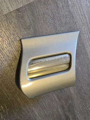 1997-1999 Cadillac Deville D'Elegance Passenger Front 291c Light Green Molding Foto 1 de 4