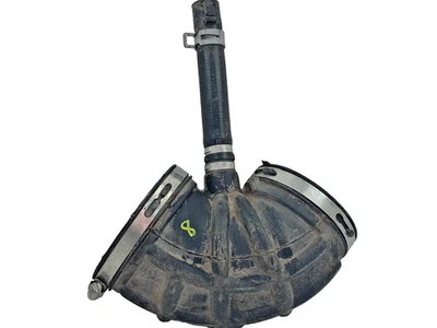 Codo de conducto de aire Ram 2500 3500 4500 5500 6,7 L Cummins 72143042 Foto 1 de 3