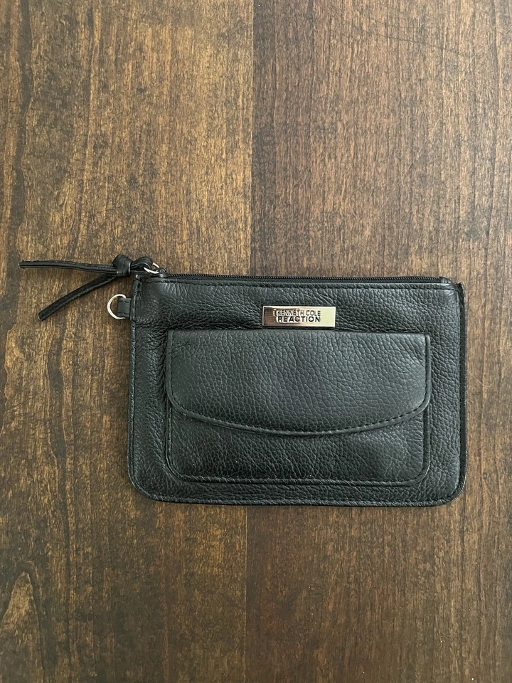 Cartera monedero Kenneth Cole de cuero negro para tarjetas de crédito Foto 1 de 4