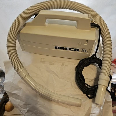 Oreck XL BB870-AW Handheld Canister Vacuum Cleaner W Attachments & 6 Bags. Works - Image 1 of 4