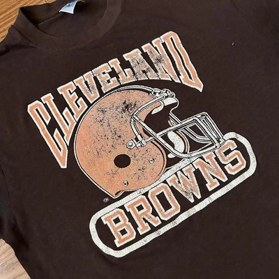 Camiseta masculina vintage anos 80 Cleveland Browns pequena NFL trincheira futebol marrom EUA - Imagem 1 de 4
