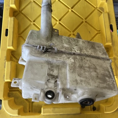 Infiniti G35 2007 2008 sedán limpiaparabrisas tanque de líquido depósito OEM 1692 Foto 1 de 4