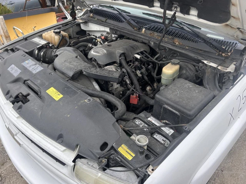 Fuse Box Engine Fits 00-02 SIERRA 1500 PICKUP 567328 - Imagem 1 de 1