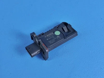 17-20 BMW F22 F30 F32 230I M240I 330I 340I 430I 440I AIR MASS SENSOR MAF OEM - Image 1 of 4