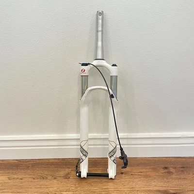 RockShox Reba RL Suspension Fork - 29", 100 mm, 15 x 100 mm, White - Image 1 of 4