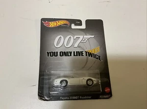 Hot Wheels 1:64 James Bond 007 Toyota 2000GT Roadster Metal Diecast Car Model - Picture 1 of 3