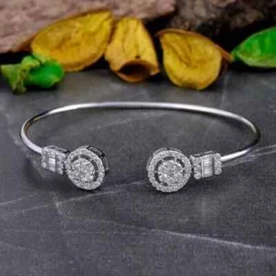 Brazalete Brazalete Mujer Chapado en Oro Blanco 14K Plata Redondo Diamante Creado en Laboratorio Foto 1 de 4