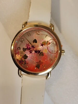 Reloj Floating Heart & Stars para adultos jóvenes Foto 1 de 4