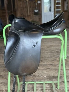 18" Passier - Optimum Dressage Saddle, Standard Tree 28cm - Picture 1 of 5