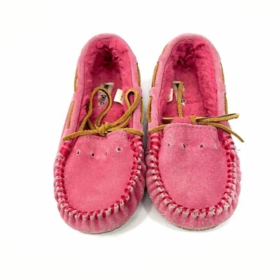 Minnetonka Moccasins Slipper Hot Pink Suede Faux Fur Girls Size 2 - Image 1 of 4