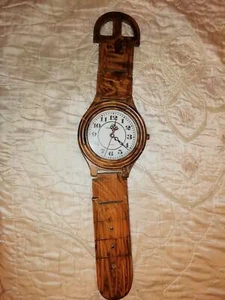 Orologio da muro in legno - Foto 1 di 1