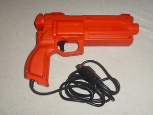KONAMI SEGA SATURN STUNNER LIGHT GUN CONTROLLER ORANGE MK-80113 ORIGINAL - Picture 1 of 2