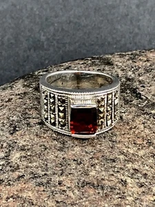 GENUINE GARNET & MARCASITE RING 925 STERLING size 5 SILVER FREE FAST SHIPPING! - Picture 1 of 12