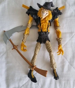 DC: Legends of the Dark Knight - Twister Strike Scarecrow - Kenner - Loose - Picture 1 of 5