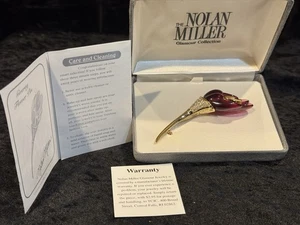 Signierte Vintage Nolan Miller Giverny lila Plexiglas Blume Anstecknadel Brosche Box Paperwrk - Bild 1 von 9