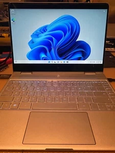 HP Spectre x360 13.3" Touchscreen Intel Core i7-7500U 2.7GHz / 8GB RAM 256GB SSD - Picture 1 of 8