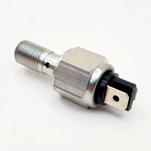 Hydraulic Rear Brake Light Pressure Switch for ALL 2008-2017 Harley Dyna models - Picture 1 of 6