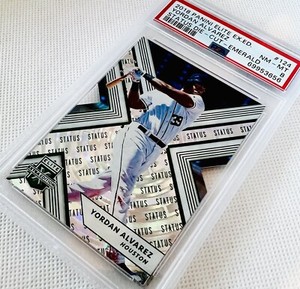 2018 Panini Elite Extra Yordan Alvarez Emerald Rookie Die-cut #/49 PSA 8🔥Pop 1