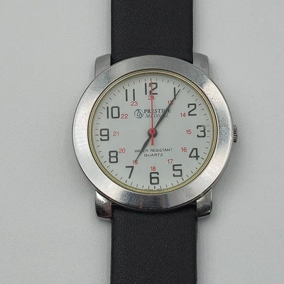 Престиж медицинский унисекс медсестра белый циферблат часов с кожаный ремешок - новый аккумулятор - Изображение 1 из 4