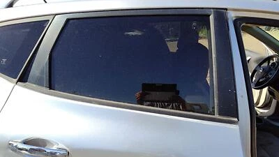 2008 - 2015 年日产 Rogue 乘客右后窗门玻璃 Oem 后背 — 第 1/4 张图片