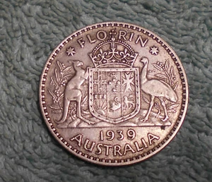 #C65.  1939  AUSTRALIAN  STERLING SILVER FLORIN TWO SHILLING  COIN - Bild 1 von 2