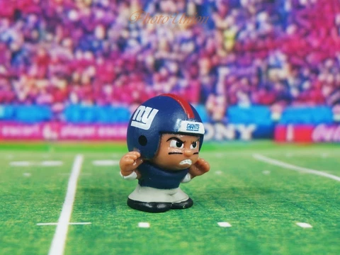 Lil TeenyMates Football League New York Giants Collectible Figure Z Cover