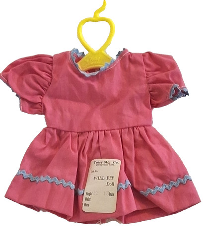 VETEMENTS VINTAGE Vestito Bambola Rosa con Bordo Blu Totsy 12" 13" Bambola Nuovo