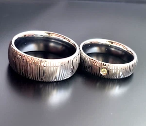 Einzigartig Wolfram Eheringe grüner Turmalin Edelstein Tungsten Schmuck Verlobun - Picture 1 of 7