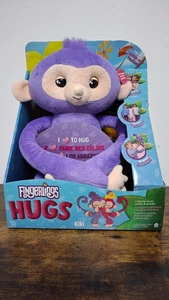 2018 FingerLings HUGS - KiKi un peluche viola di WowWee made in China - Foto 1 di 20