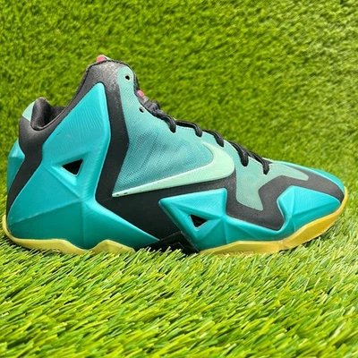 Nike Lebron James 11 Niños Talla 4Y Azul Negro Zapatos Atléticos de Baloncesto Tenis Foto 1 de 4