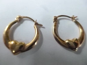 9 ct yellow gold hoop earrings 15 mm wide - Picture 1 of 5