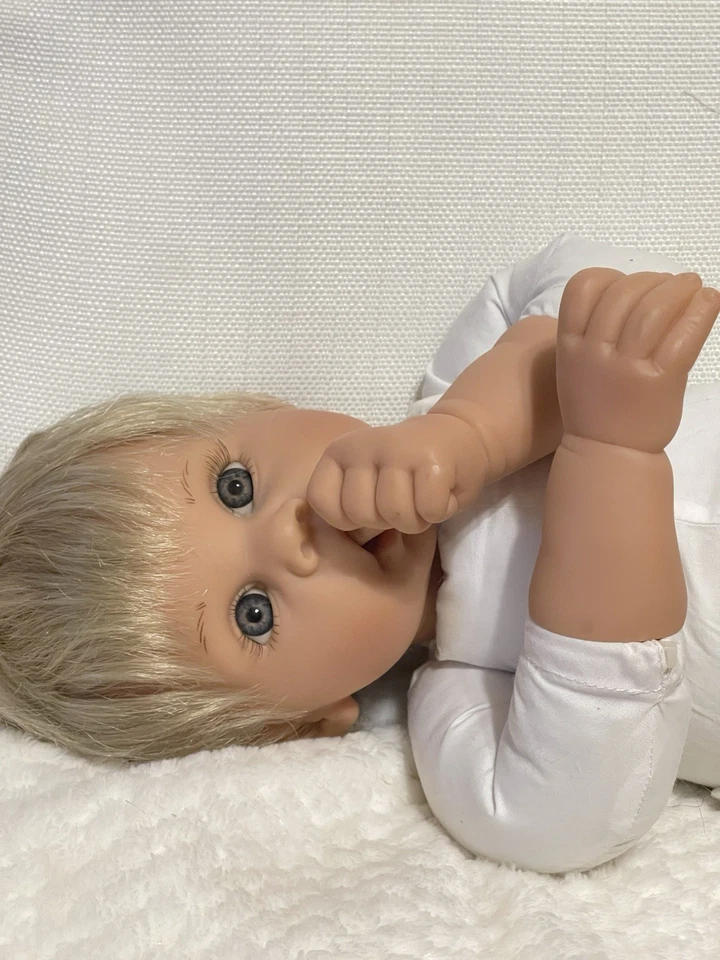 Muñeca Lee Middleton Original De Colección por Reva Treasured Child P. Bear Rubia Azul  Foto 1 de 4