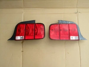 05-09 MUSTANG TAILLIGHTS OEM - Bild 1 von 9