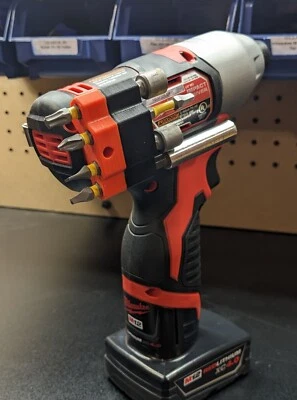 Soporte de broca magnético para taladro Milwaukee M12 2407-20 3/8" e impacto 2462-20 1/4" Foto 1 de 4