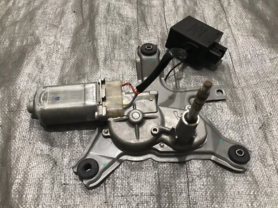 2006-2010 Hummer H3 Rear Wiper Motor - Image 1 of 4