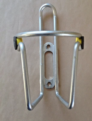 Elite Ciussi Легкий Сплав Клетка для Бутылок с Водой Серебристая с Желтым Сделано в Италии - Изображение 1 из 4