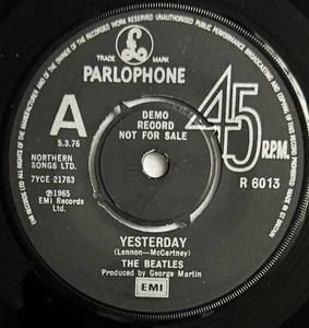 THE BEATLES -Yesterday- Very Rare Original UK Promo 7” (Vinyl Record) - Imagen 1 de 4