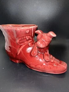 VINTAGE SHAWNEE USA POTTERY MAROON PUPPY IN SHOE PLANTER CUTE! - Picture 1 of 6