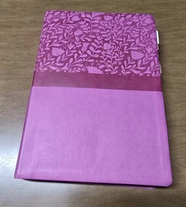 Zondervan NIV+ Pink Floral Leathersoft Cover Super Giant Print Reference Bible - Picture 1 of 8