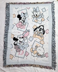 Disney Baby Mickey Wandteppich Überwurf Fransen Decke Minnie Goofy Daisy Donald 31x44 - Bild 1 von 11
