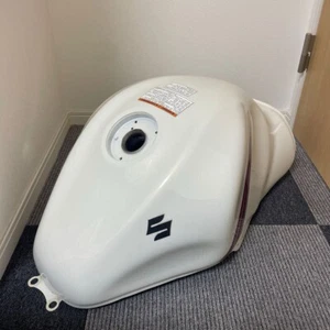 SUZUKI GSX1300R Hayabusa CK111 2008 Genuine Fuel Tank Pearl White Used - Picture 1 of 10