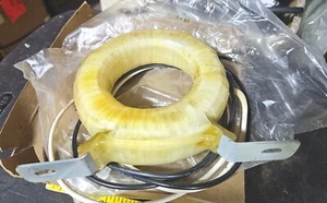 RATIO 2000:5 6CT120BX CURRENT TRANSFORMER  V.A.5 Midwest Electric  ONAN 302-0645 - Picture 1 of 6