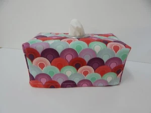 Cubierta de caja de tela ""Elizabeth"" de Tula rosa con apertura de círculo - regalo encantador - Imagen 1 de 3