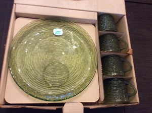 NIB Vintage Soreno Glass Snack Set 4 Plates 4 Cups Avocado Green Bark 1960s MCM - Picture 1 of 14