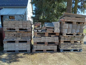 Betonpflaster doppel-T, längliche Pflanzringe, div. Platten u. Steine, gebraucht - Bild 1 von 1