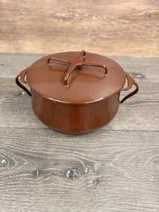 Dansk KOBENSTYLE 2 qt Enameled Brown Dutch Oven Casserole w/ Lid - Picture 1 of 8