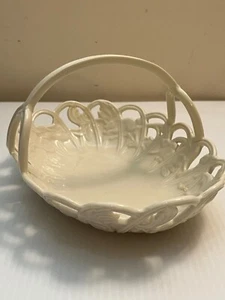LENOX PORCELAIN EASTER BASKET BUNNIES PIERCED EDGES 10.5" CREAM GOLD - Picture 1 of 6