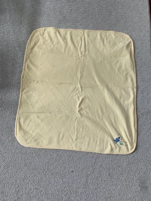 Manta receptora de algodón tejida amarilla suave vintage Carter's tortugas marinas mamá bebé Foto 1 de 4