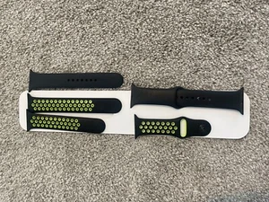 Dwa silikonowe opaski sportowe Apple Watch 44mm (Apple i Nike) - Zdjęcie 1 z 1